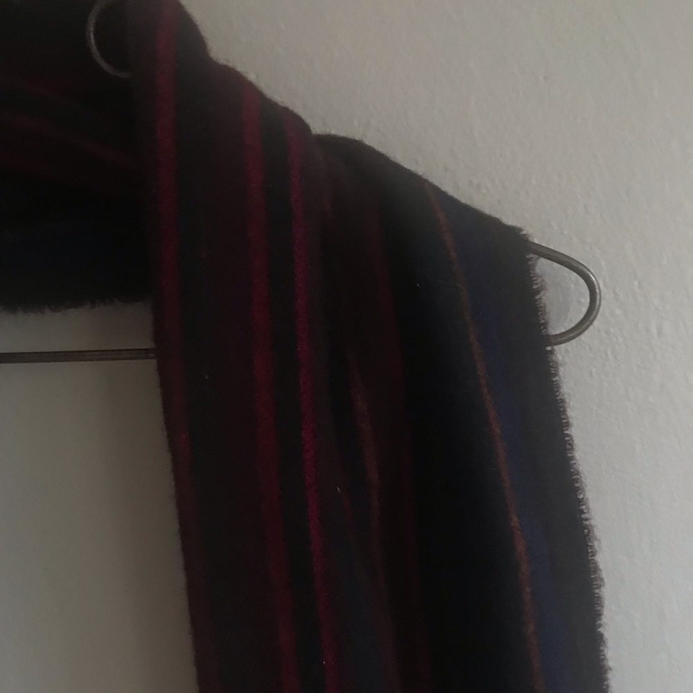 Wool Scarf - Picture 3 of 3